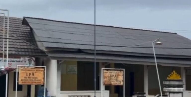 GEDUNG