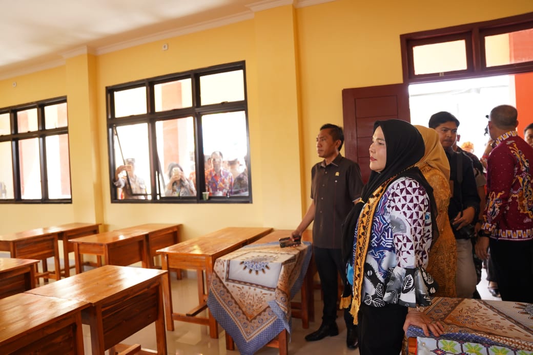 bangun-sekolah-puskes