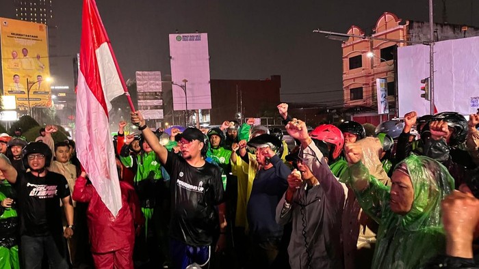 aksi-damai-driver-ojol-di-bandar-lampung-1756480964135_169